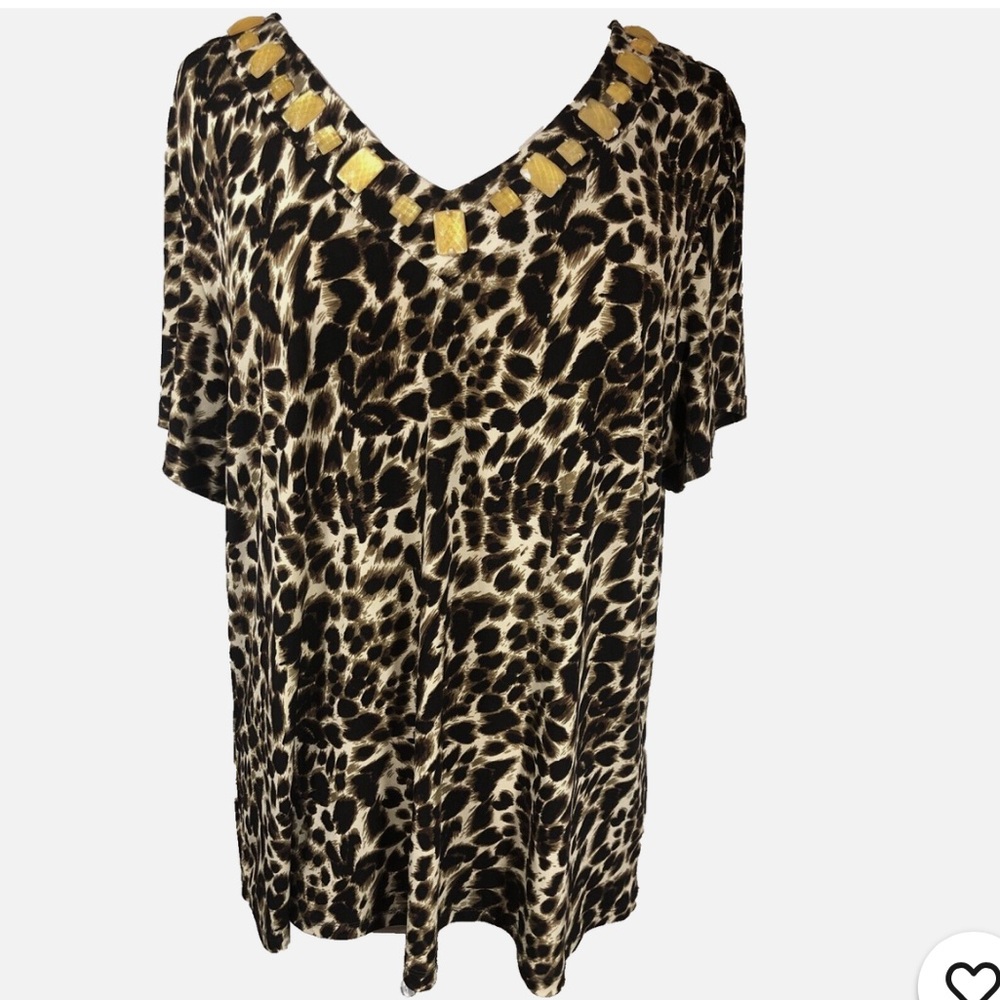 JM Collection Leopard Print V-Neck Tunic with Gold Neck Detail